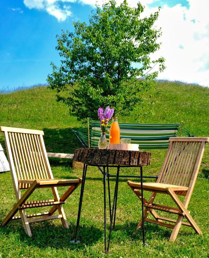 Готель Glamping Brodej Vitanje Екстер'єр фото