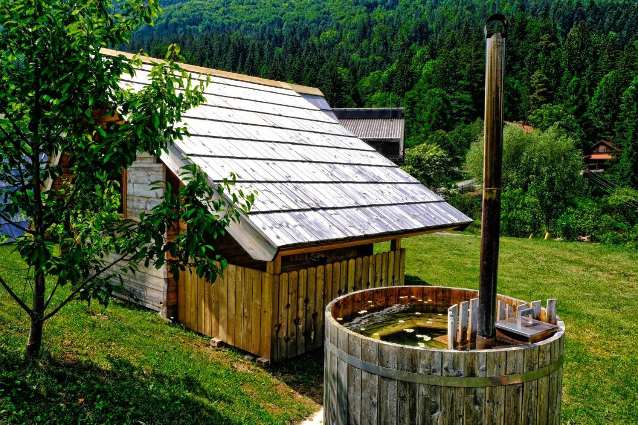 Готель Glamping Brodej Vitanje Екстер'єр фото