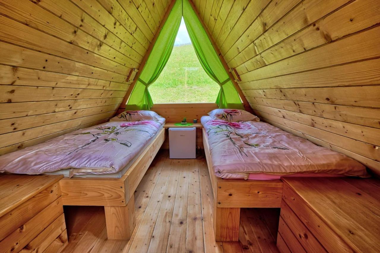 Готель Glamping Brodej Vitanje Екстер'єр фото