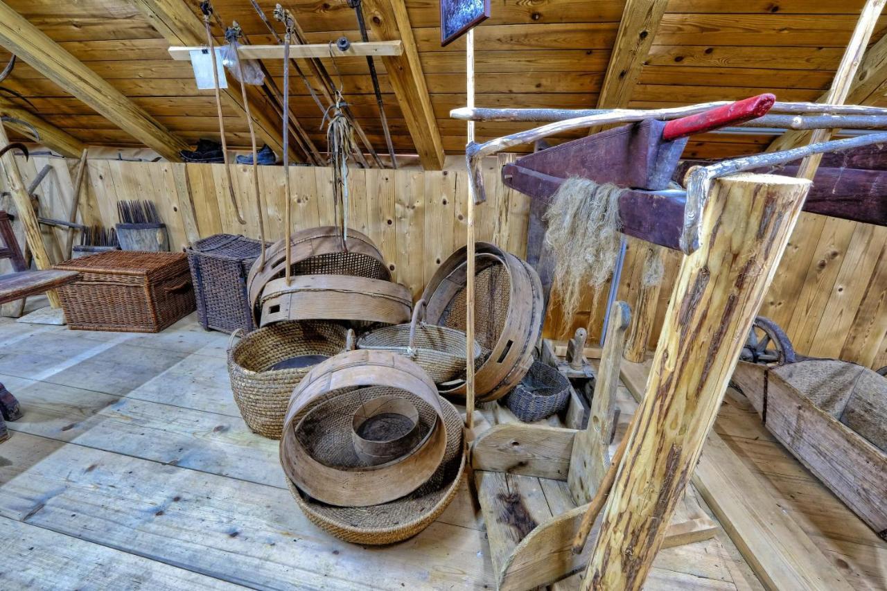 Готель Glamping Brodej Vitanje Екстер'єр фото