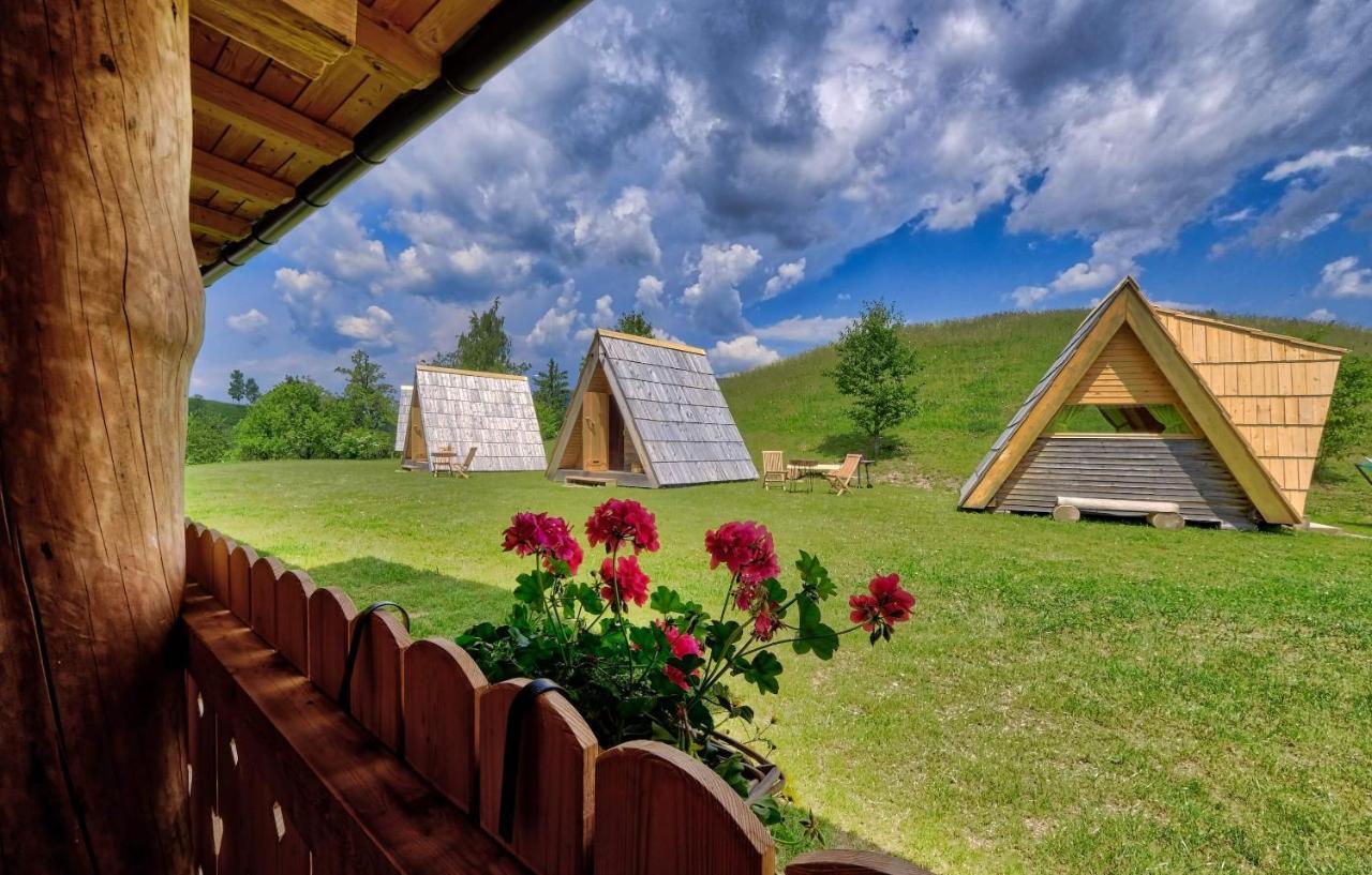 Готель Glamping Brodej Vitanje Екстер'єр фото